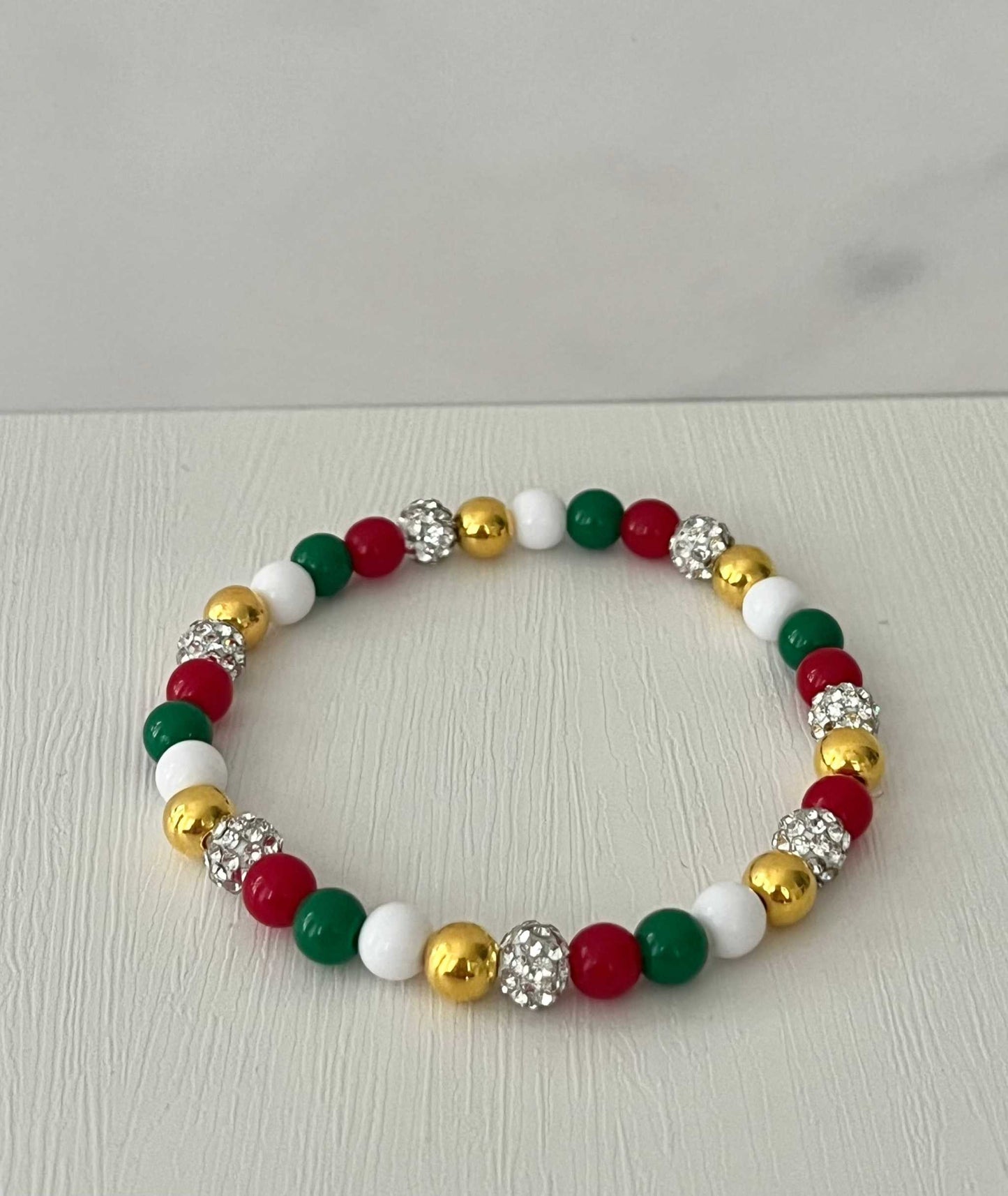 Christmas Jeweled Bead Bracelet – Festive Holiday Jewelry