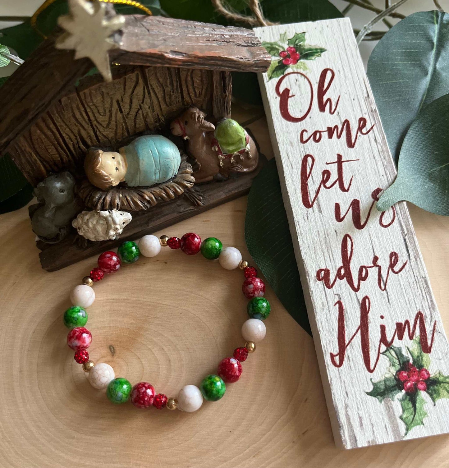 Christmas Jeweled Bead Bracelet – Festive Holiday Jewelry
