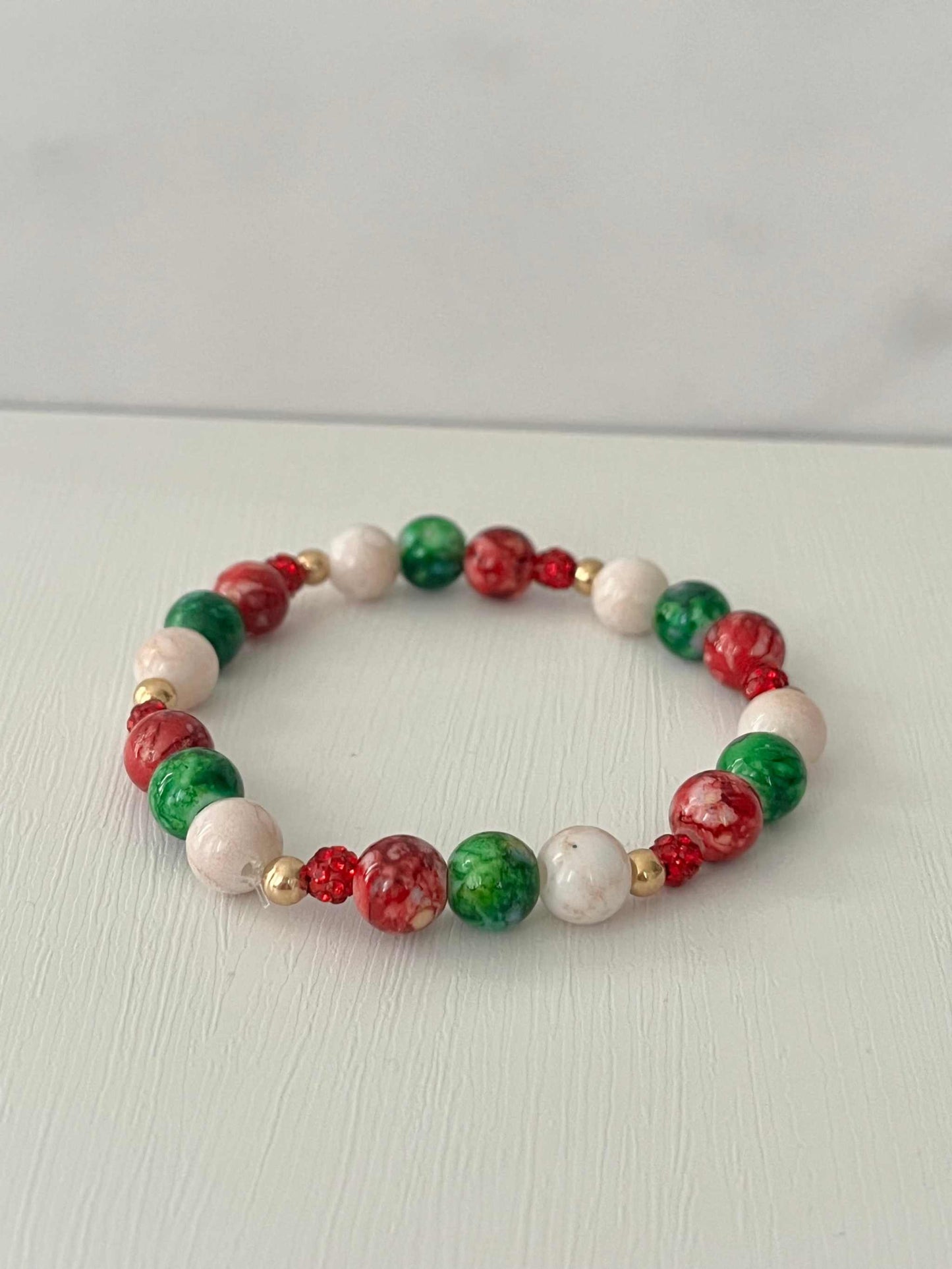 Christmas Jeweled Bead Bracelet – Festive Holiday Jewelry