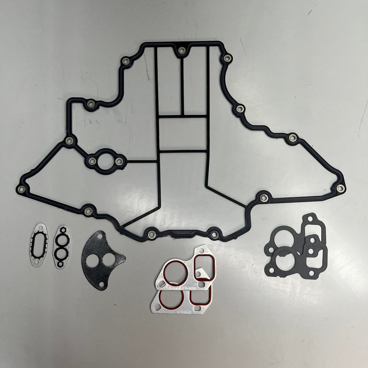 MAHLE Full Engine Gasket Set 95-3640 for Chevrolet & Pontiac