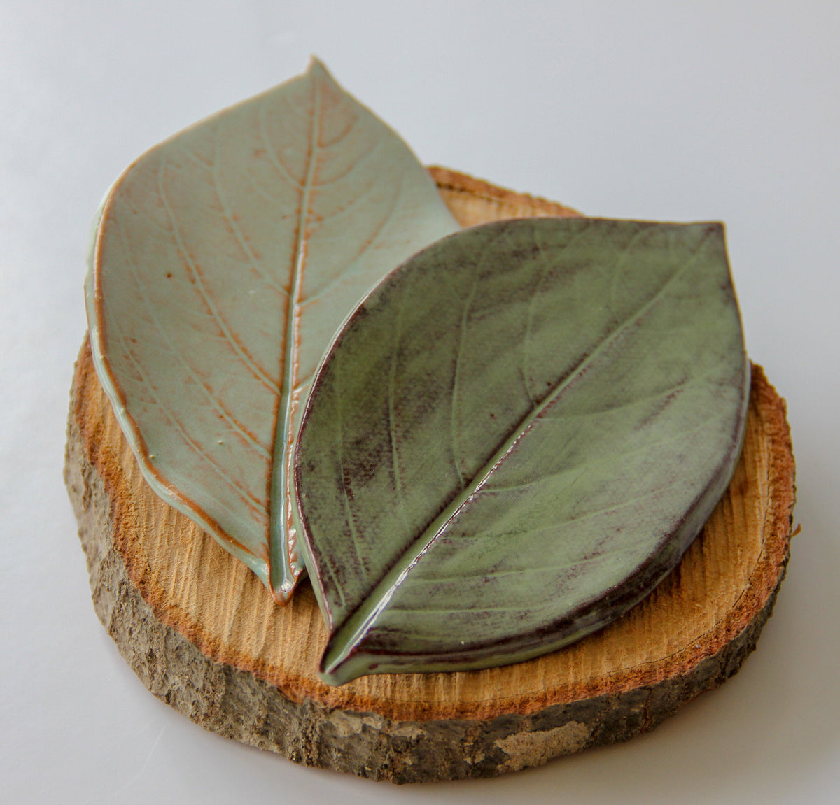 Large Leaf Soap Dish – Handmade Ceramic Leaf Dish 7x4