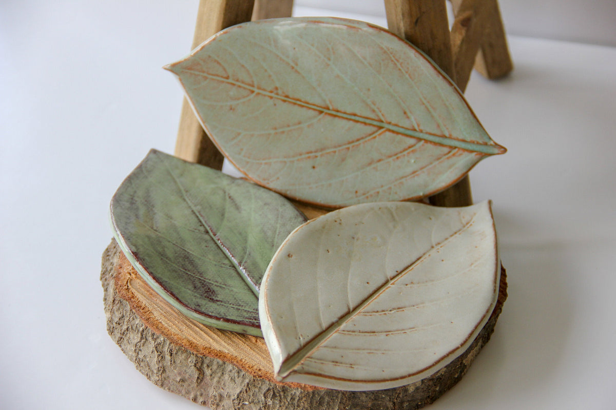 Large Leaf Soap Dish – Handmade Ceramic Leaf Dish 7x4