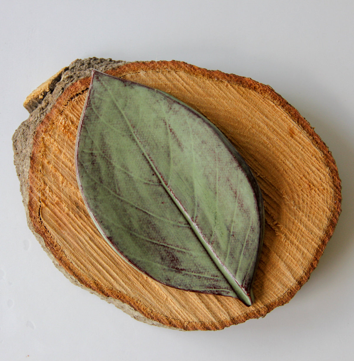 Large Leaf Soap Dish – Handmade Ceramic Leaf Dish 7x4