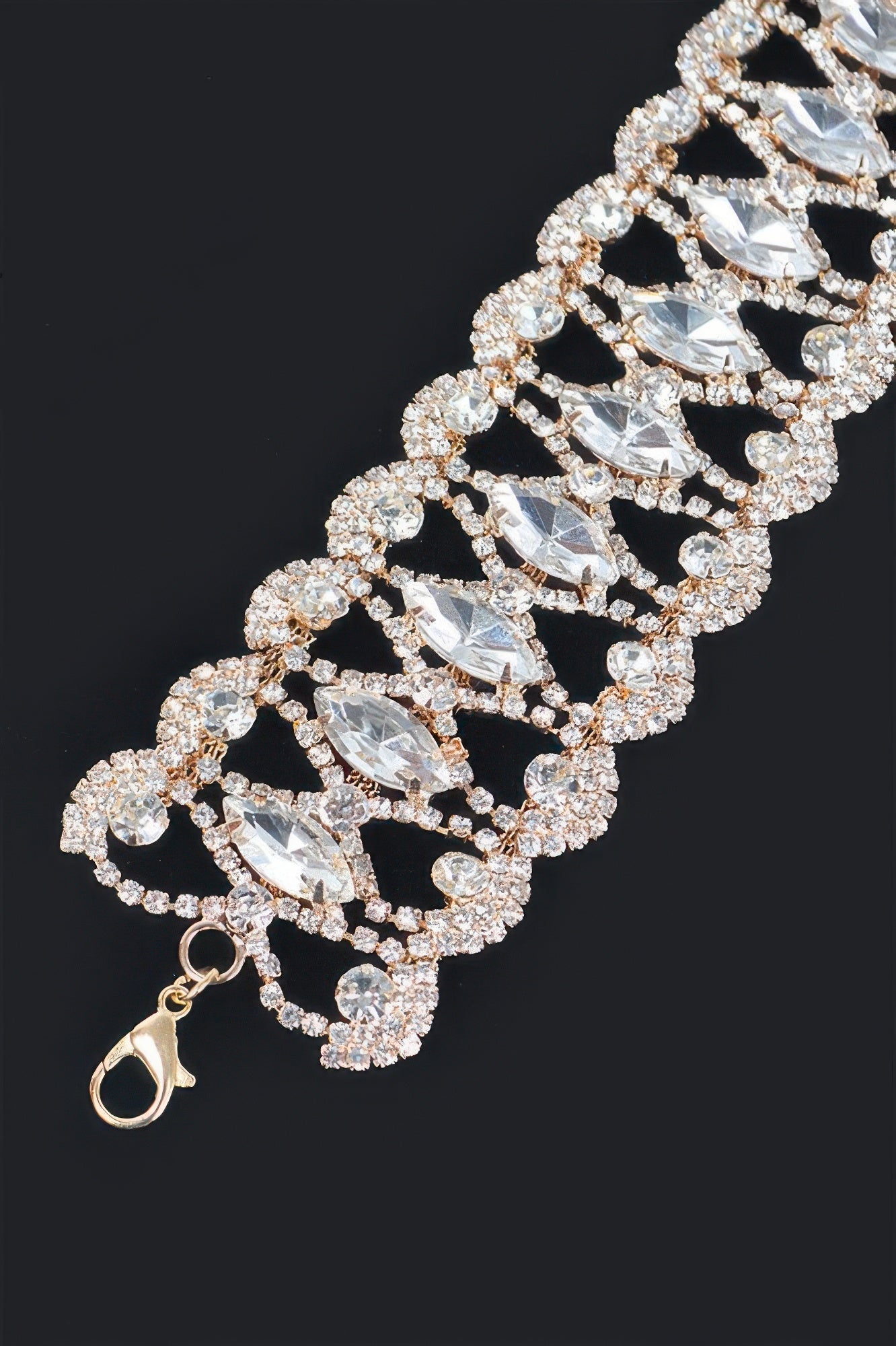 Rhinestone Collarbone Necklace