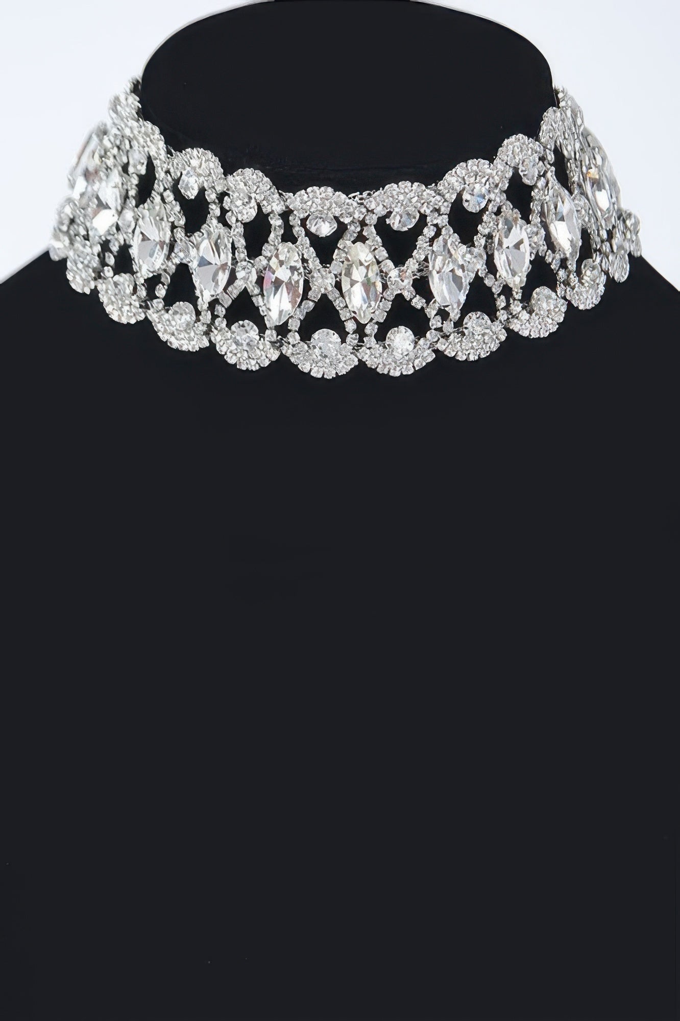 Rhinestone Collarbone Necklace