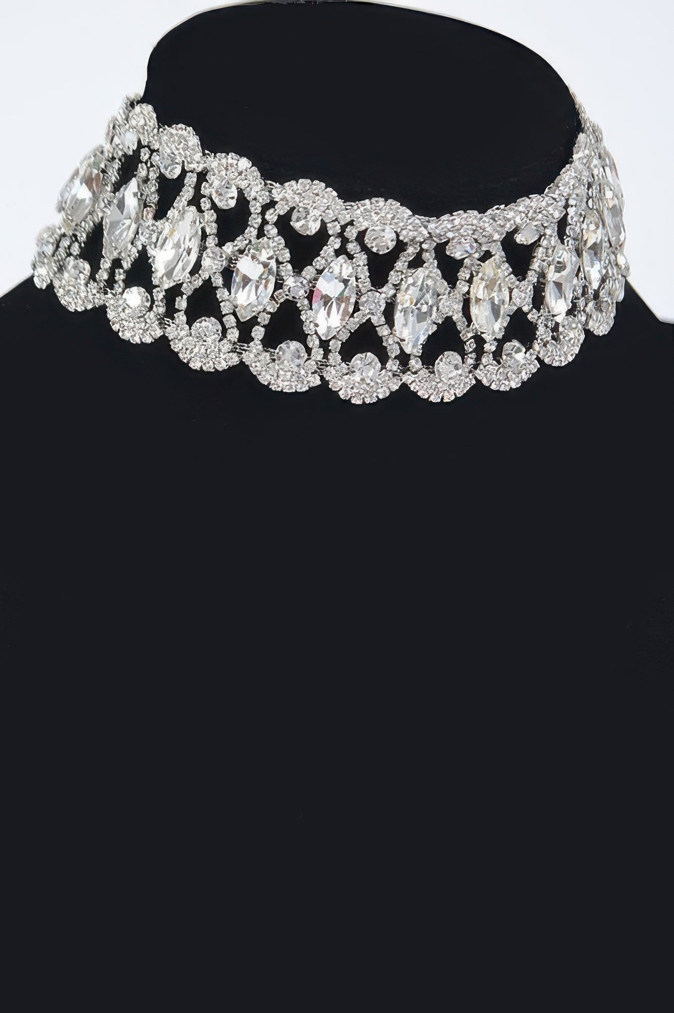 Rhinestone Collarbone Necklace