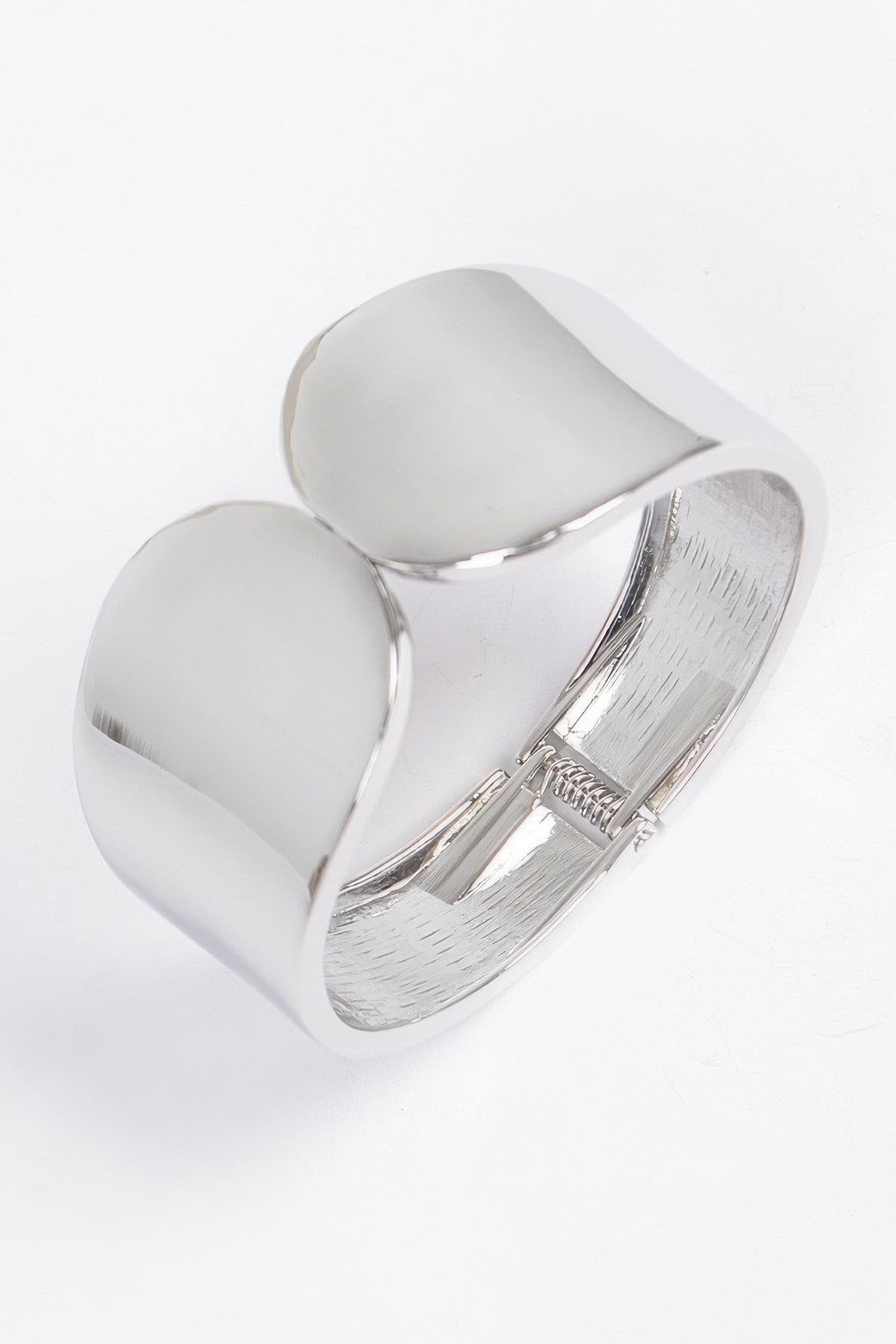 Metal Spring Hinge Cuff Bracelet