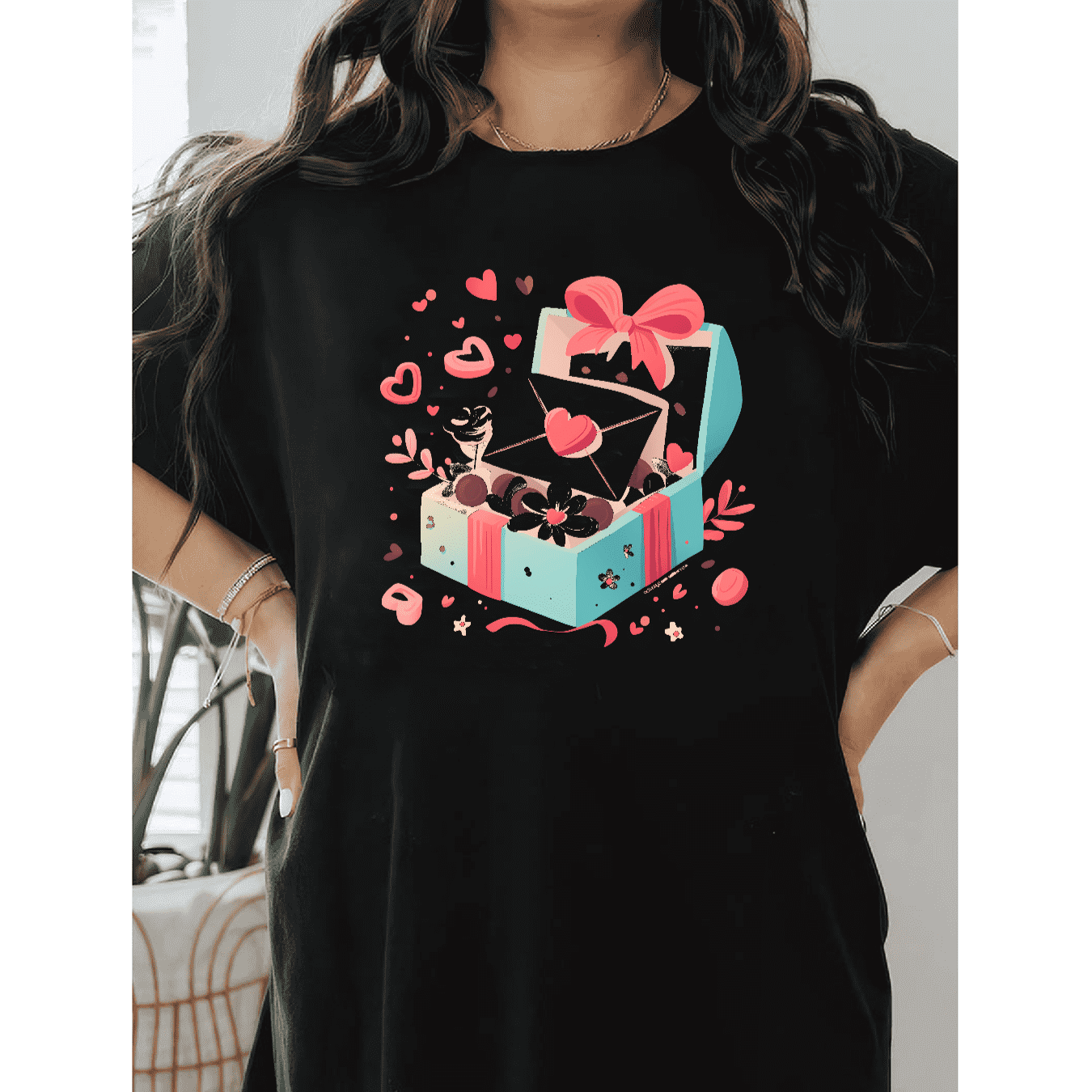 Casual Women's Cotton T-Shirt with Bow Detail - Trendy and Comfortable for Every Season