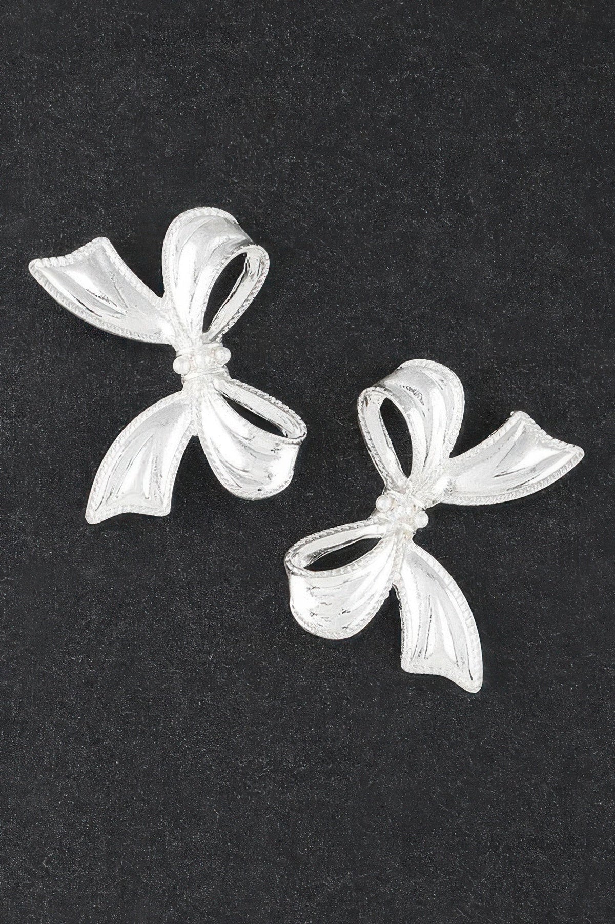 Luxury Pearl Ribbon Earrings