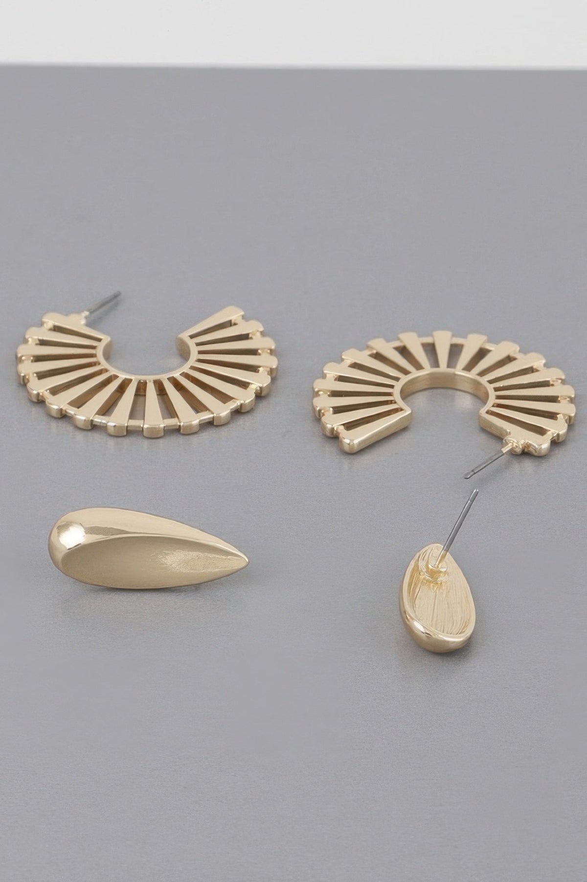 Sunray Flat Hoop Earrings Set